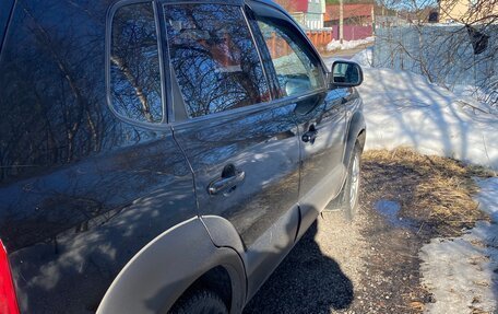 Hyundai Tucson III, 2005 год, 800 000 рублей, 3 фотография