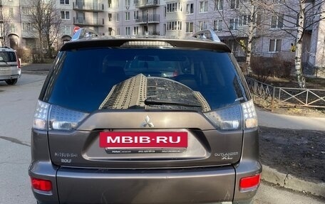 Mitsubishi Outlander III рестайлинг 3, 2010 год, 1 100 000 рублей, 4 фотография