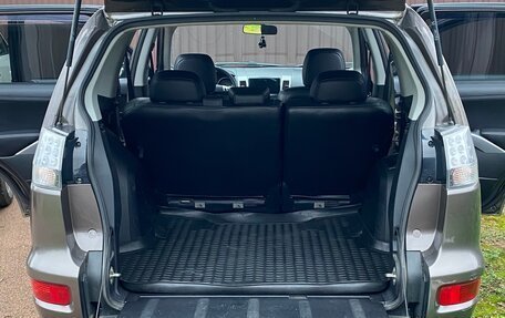 Mitsubishi Outlander III рестайлинг 3, 2010 год, 1 100 000 рублей, 12 фотография