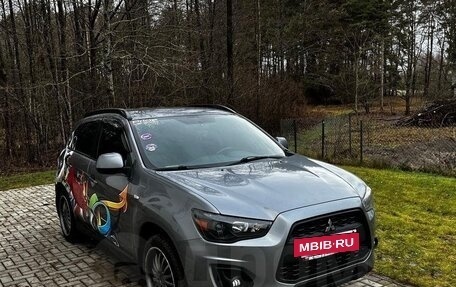 Mitsubishi ASX I рестайлинг, 2013 год, 1 000 000 рублей, 2 фотография