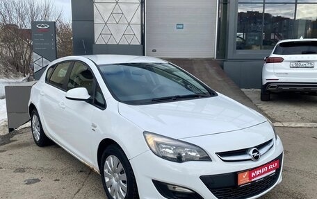 Opel Astra J, 2013 год, 690 000 рублей, 7 фотография