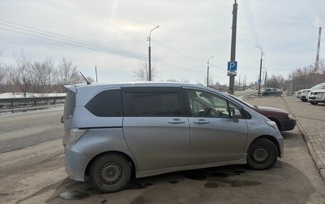 Honda Freed I, 2012 год, 1 060 000 рублей, 2 фотография