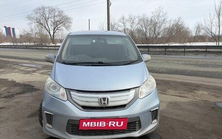 Honda Freed I, 2012 год, 1 060 000 рублей, 3 фотография