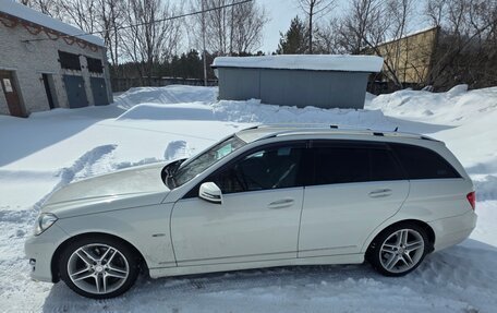 Mercedes-Benz C-Класс, 2012 год, 1 650 000 рублей, 3 фотография
