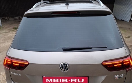 Volkswagen Tiguan II, 2017 год, 3 200 000 рублей, 15 фотография