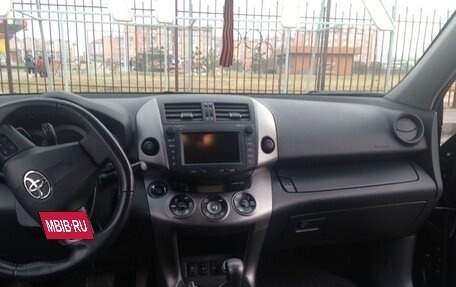 Toyota RAV4, 2010 год, 1 800 000 рублей, 8 фотография