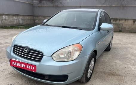 Hyundai Verna II, 2007 год, 585 000 рублей, 2 фотография