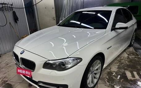 BMW 5 серия, 2015 год, 2 000 000 рублей, 2 фотография