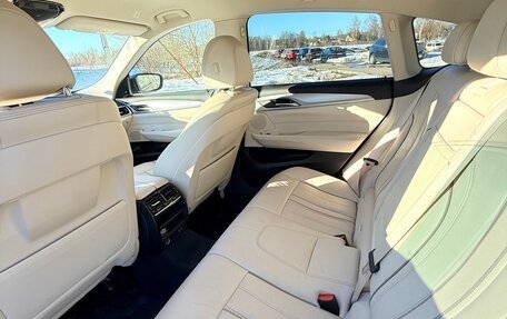 BMW 6 серия, 2019 год, 3 900 000 рублей, 11 фотография