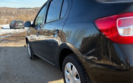 Renault Logan II, 2017 год, 890 000 рублей, 9 фотография