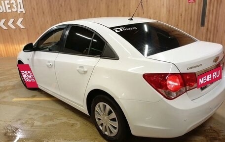 Chevrolet Cruze II, 2011 год, 550 000 рублей, 10 фотография