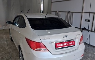 Hyundai Solaris II рестайлинг, 2015 год, 870 000 рублей, 1 фотография