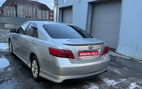 Toyota Camry, 2007 год, 800 000 рублей, 1 фотография