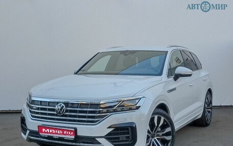 Volkswagen Touareg III, 2019 год, 6 100 000 рублей, 1 фотография