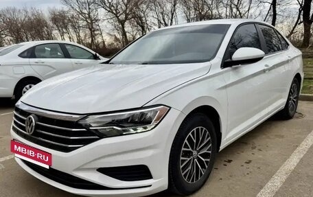 Volkswagen Jetta VII, 2020 год, 1 700 000 рублей, 2 фотография