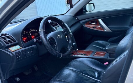 Toyota Camry, 2007 год, 800 000 рублей, 2 фотография