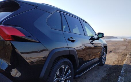 Toyota RAV4, 2024 год, 3 850 000 рублей, 2 фотография