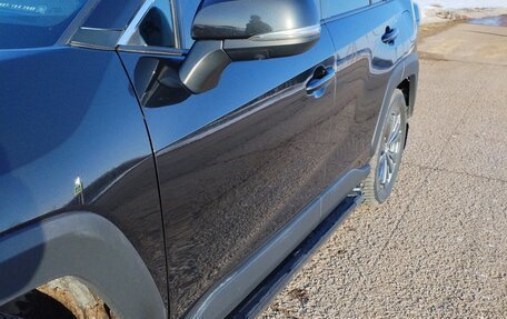 Toyota RAV4, 2024 год, 3 850 000 рублей, 7 фотография