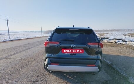 Toyota RAV4, 2024 год, 3 850 000 рублей, 16 фотография