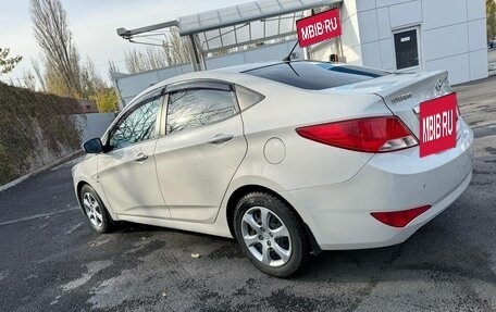 Hyundai Solaris II рестайлинг, 2015 год, 870 000 рублей, 9 фотография