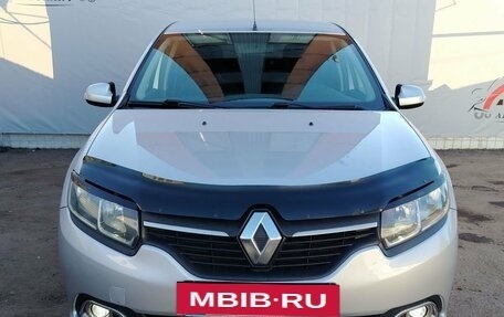 Renault Logan II, 2016 год, 650 000 рублей, 5 фотография