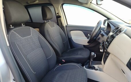 Renault Logan II, 2016 год, 650 000 рублей, 12 фотография