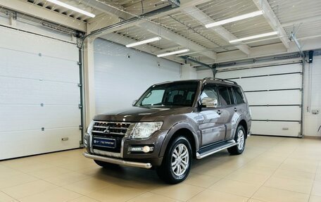 Mitsubishi Pajero IV, 2015 год, 2 999 900 рублей, 2 фотография