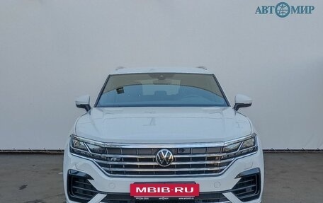 Volkswagen Touareg III, 2019 год, 6 100 000 рублей, 2 фотография
