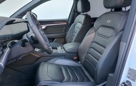 Volkswagen Touareg III, 2019 год, 6 100 000 рублей, 10 фотография