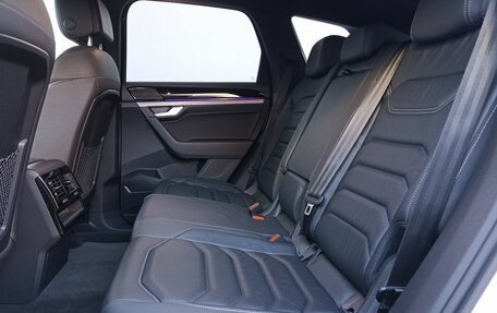 Volkswagen Touareg III, 2019 год, 6 100 000 рублей, 12 фотография