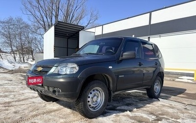 Chevrolet Niva I рестайлинг, 2017 год, 850 000 рублей, 1 фотография