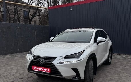 Lexus NX I, 2021 год, 4 300 000 рублей, 1 фотография