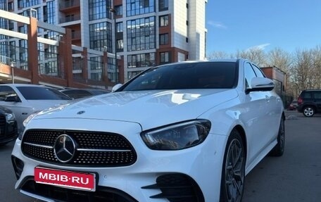 Mercedes-Benz E-Класс, 2021 год, 5 450 000 рублей, 1 фотография