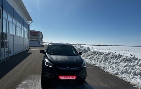 Hyundai ix35 I рестайлинг, 2015 год, 1 750 000 рублей, 2 фотография