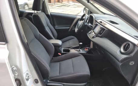 Toyota RAV4, 2018 год, 2 600 000 рублей, 22 фотография