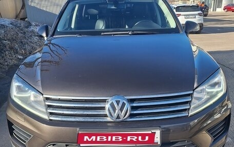 Volkswagen Touareg III, 2015 год, 3 100 000 рублей, 2 фотография