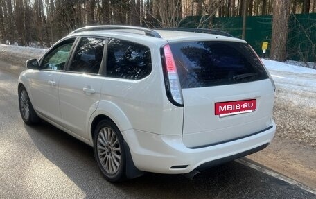 Ford Focus II рестайлинг, 2011 год, 900 000 рублей, 4 фотография