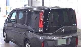 Honda Stepwgn IV, 2019 год, 2 000 000 рублей, 2 фотография