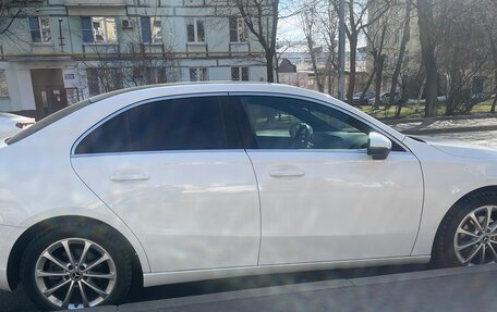 Mercedes-Benz A-Класс, 2020 год, 2 500 000 рублей, 7 фотография