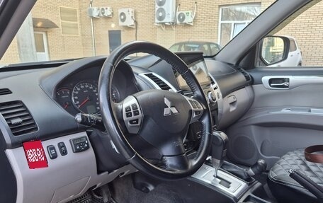 Mitsubishi Pajero Sport II рестайлинг, 2013 год, 1 700 000 рублей, 8 фотография
