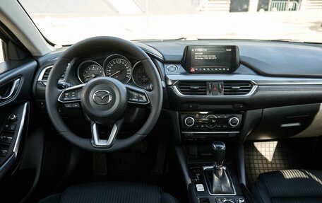 Mazda 6, 2018 год, 1 935 000 рублей, 8 фотография