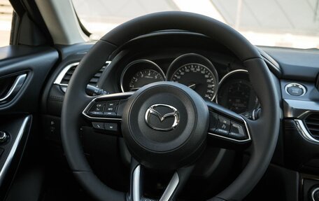 Mazda 6, 2018 год, 1 935 000 рублей, 15 фотография