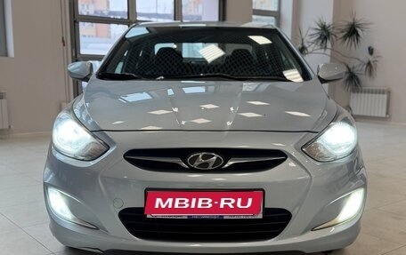 Hyundai Solaris II рестайлинг, 2011 год, 740 000 рублей, 2 фотография