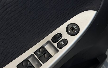 Hyundai Solaris II рестайлинг, 2011 год, 740 000 рублей, 10 фотография