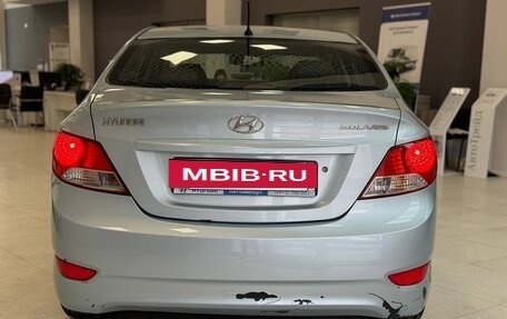 Hyundai Solaris II рестайлинг, 2011 год, 740 000 рублей, 6 фотография