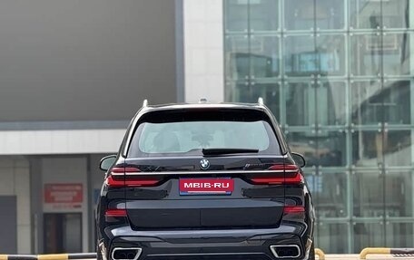 BMW X7, 2023 год, 11 215 000 рублей, 5 фотография