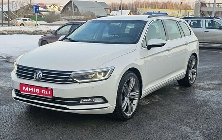 Volkswagen Passat B8 рестайлинг, 2019 год, 1 700 000 рублей, 1 фотография