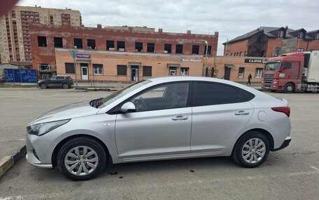 Hyundai Solaris II рестайлинг, 2020 год, 1 720 000 рублей, 3 фотография