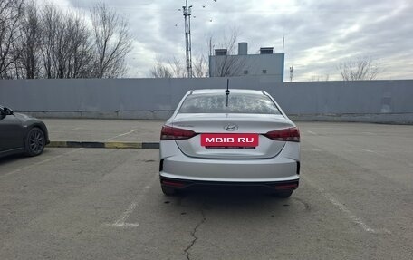 Hyundai Solaris II рестайлинг, 2020 год, 1 720 000 рублей, 5 фотография