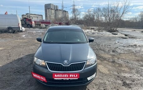 Skoda Rapid I, 2015 год, 800 000 рублей, 2 фотография